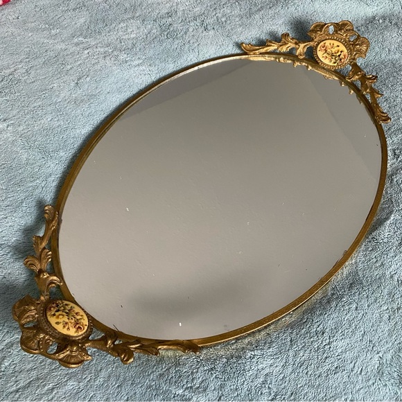 Vintage Vanity Mirror Tray - Picture 2 of 7